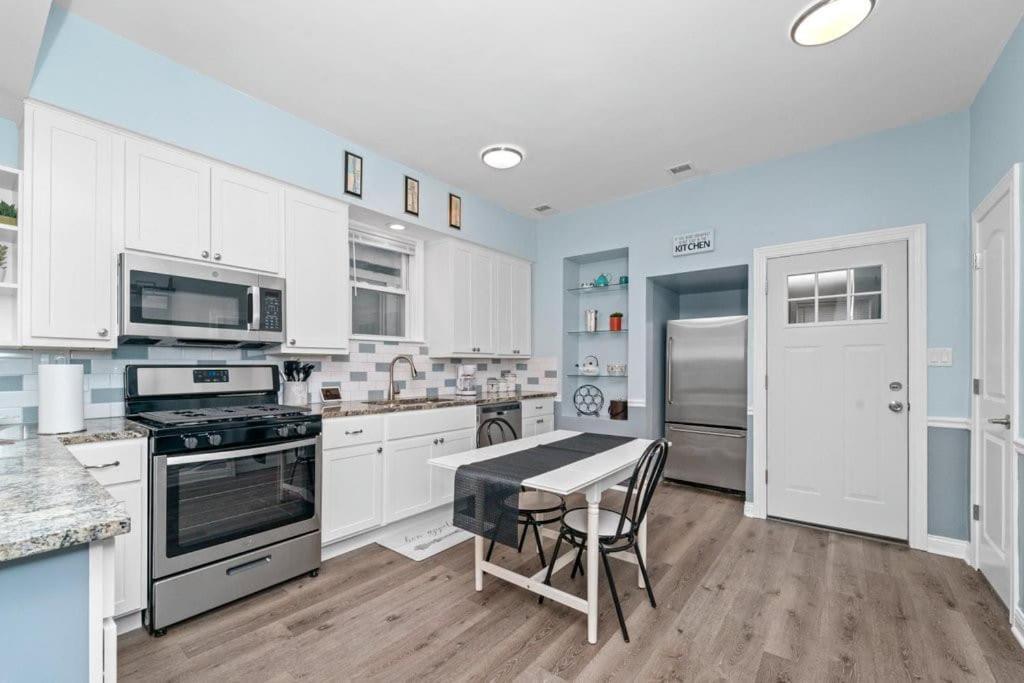 Cozy, Top-Floor 3Br Loft With Balcony In West Town Chicago Luaran gambar