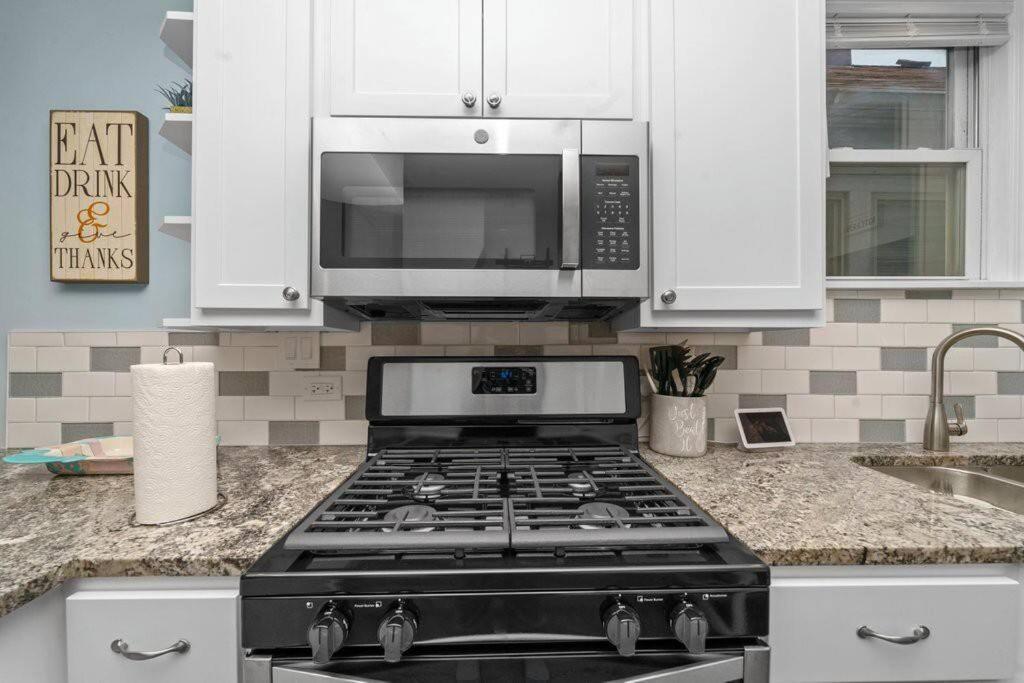 Cozy, Top-Floor 3Br Loft With Balcony In West Town Chicago Luaran gambar