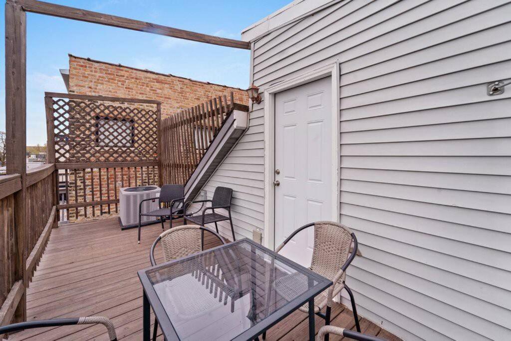 Cozy, Top-Floor 3Br Loft With Balcony In West Town Chicago Luaran gambar